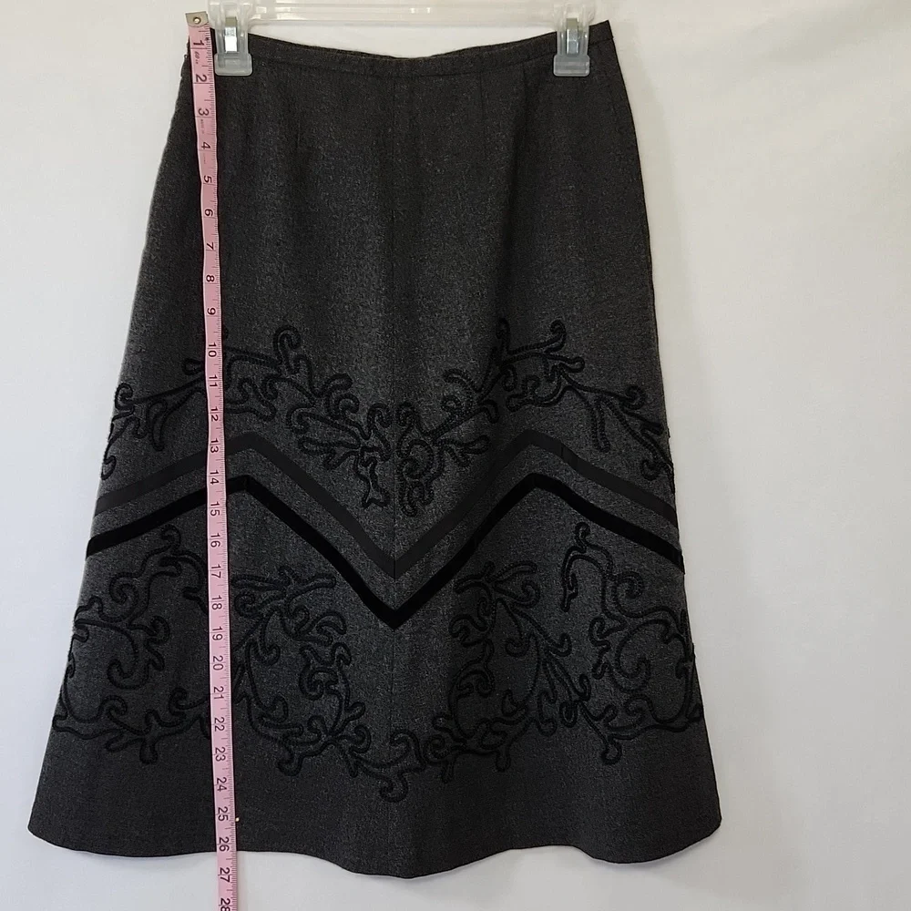 Anne Taylor Loft Petite Black Embroidered Lined Wool Blend Side Zip A Line Skirt